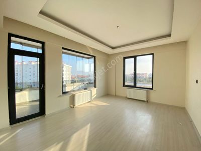 Selahaddin Eyyubi Mh Ahmet Yesevi Cd Yakını Kiralık Arakat 2+1daire