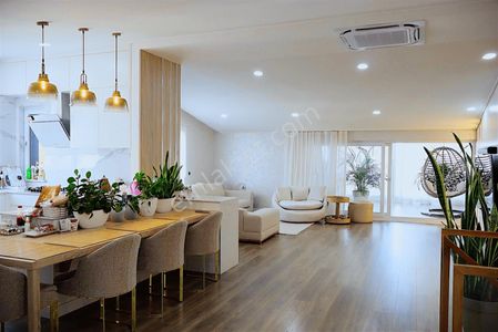 Lüks Özel Tasarım Deniz Ve Dağ Manzaralı Kullanışlı 7+1 Daire