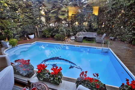Yeniköy İntes Park'da Müstakil Havuzlu Muhteşem Villa