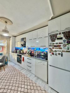 🏡teyfikiye Mahallesi 🏡 ✅2+1 130 M2 5 Katlınım 2 Katı ❇️kombi Petekli Full Özelikli