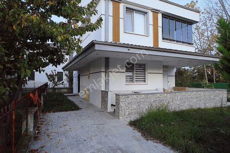 Aress'ten Satılık Çakırlar Sahilde Ultra Lüks Villa