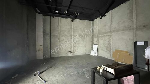Suryapı Corridor'da Kiralık 61m2 Dükkan Depo Ofis Site İçi