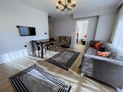 Truva // Onur Gündüzcü'den Tramvaya Yürüme Mesafede Kiralık 1+1