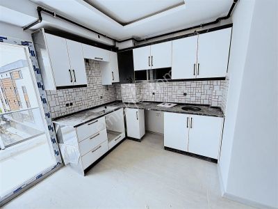 Asil Emlak'tan Muradiye Mah'sinde 1+1 Satılık Sıfır Daire