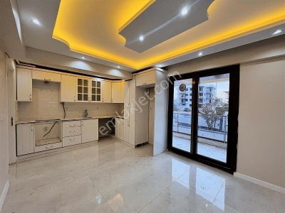 Asil Emlak'tan Muradiye Mah'sinde 2+1 Satılık Daire