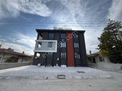 Remax Dem'den Merkezi Konumda Satılık 3+1 Lüks Fırsat Daire
