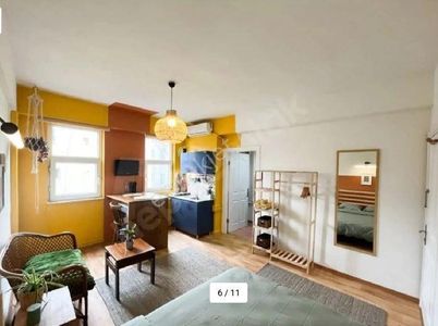 Cihangir Kuluğıu Mahallesinde Tüketimler İçin De 3 Kat Full Eşyalı 1+0 Stü