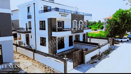 Serdivan Yazlık Mahallesin'de Satılık Süper Lüks 5+1 Villa