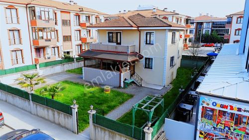 Serdivan Yazlık'da 500m2 Arsa İçerisinde Satılık 5+1 Villa