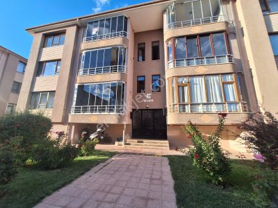 Remax Dem'den Asude Sitesinde Kiralık 180 M2 4+1 Daire