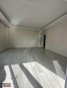 Ünüvar Emlak'tan Bahçelievler Mh Sıfır Kiralık 3+1 Ara Kat Daire