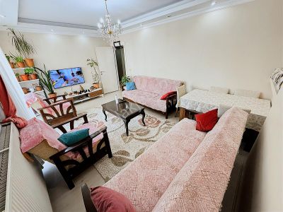 Üç Kardeşler'den İsmetpaşa Mah. Satılık 2+1 100m² Site İçinde