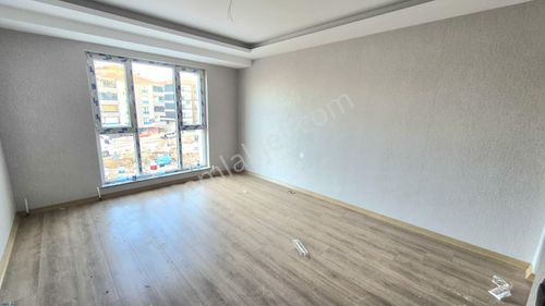 Yenikent'de Arakat 2+1 Eminevime Uygun Sınırsız Kredili Satılık Daire