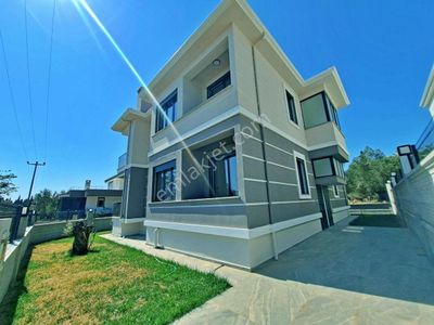 Uytundan Güre'de Yeşillikler Arasında Müstakil Tadında 2+1 Daire