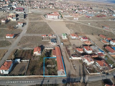 İlbey // Şuhut Merkez Sanayi Caddesinde 494 M² Köşe Arsa