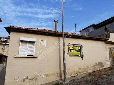 Borsem'den Dikili Merkez'de Satılık Köşe Müstakil Ev