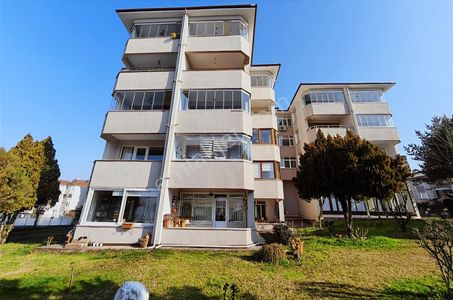 Tarcanlardan İzmit Kuruçeşme Doktorlar Sitesi 3+1 Satılık Daire