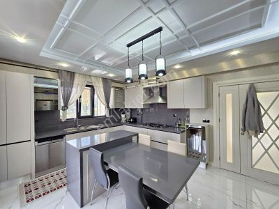 Sille Ak Mahallesinde 4,5+1 Satılık Ultra Lüx Müstakil Villa