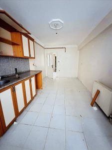 Akkaya İnşaattan Acil 145 M2 3+1 16 Yaşında