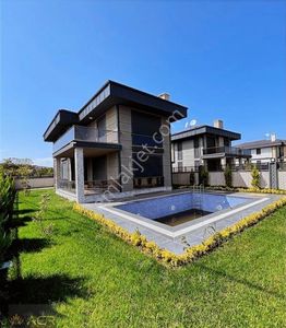 Acr Gyd'den Şile Kumbaba Mah.'de Satılık 4+1 Dubleks Villa