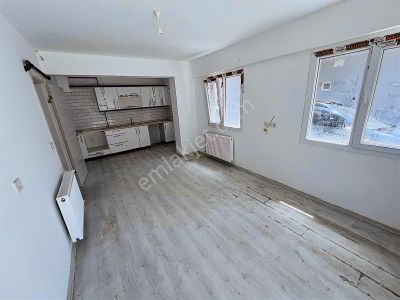 Sıfır 2+1 Zemin Kat Site İçinde