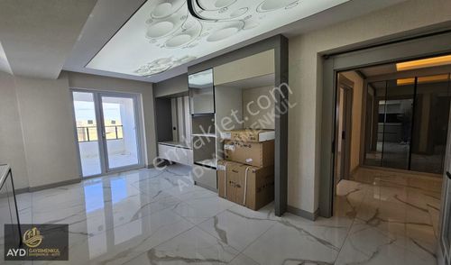 Ayd'den Menderes Mah Satılık 4+1 160m2 Ara Kat Daire