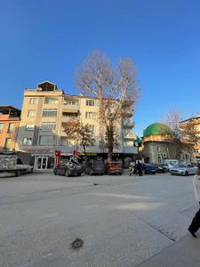 "anka Gayrimenkul Den Göçmen Cami Yanı 3+1 Kiralık Daire"