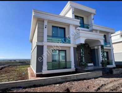 Mardin Yolu Üzeri Bahçeşehir Koleji Karşısı Zana Rossiba 6.5+1 Triplex Villa Satılık