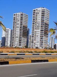 Stadyuma Yakın, Havuzlu, 3+1 Giyinme Odalı, Klimaya Gerek Yok