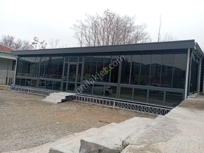 Ankara Yolu Üzerinde