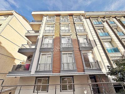 Beylikdüzü Yakuplu Mahallesinde Her Odası Güneş Alan Geniş Metrekare 3+1 Daire