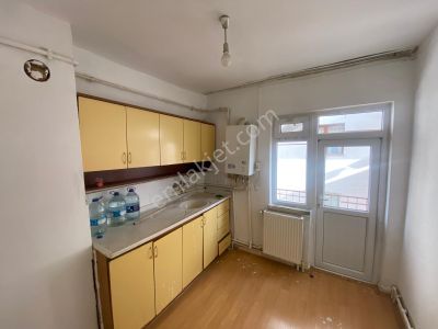 Mareşal Çakmak Mah. Seven Sk. 2+1 Güney Cephe