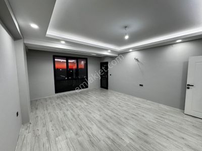 Emlak 72 Den Çamlıtepe'de 3,5+1 Kiralık Akıllı Daire