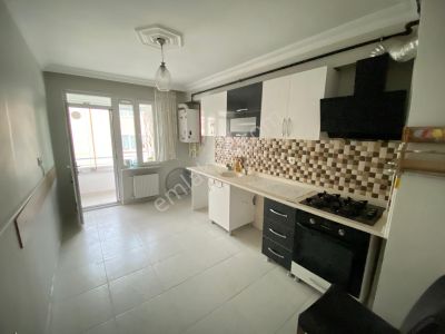 Elmas Emlaktan Ali Fuat Okulu Yakını Satılık 2+1