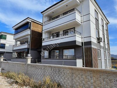 Gömeç Mithatpaşa Mahallesi Satılık 3+1 Daire