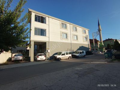 Adapazarı Şeker Mahallesi 4+1 Çarşıya Yakın Daire