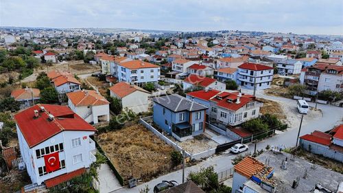 Köy Merkezi Emsalsiz Arsa