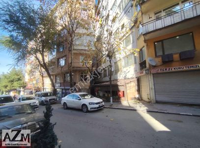 Azmir'den Satılık Belediye Yakını Cepheli 55 M2 Dükkan