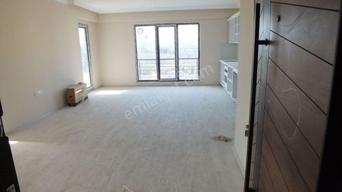 1 Nolu Bostancı Satılık 3 Ay Teslim 2+1 7. Kat Fırsat Daire