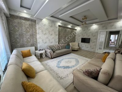 Akev Gayrimenkul'den Atakent'te 3+1 Ara Kat Daire