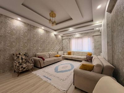 Akev Gayrimenkul'den Atakent'te 3+1 Ara Kat Daire