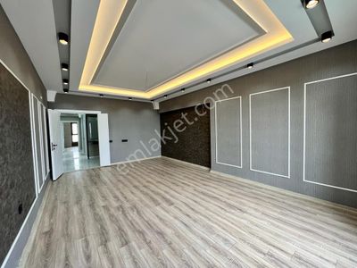 Karaköprü Seyrantepede Ultra Lüks Sitede Satılık 3+1 Sıfır Daire