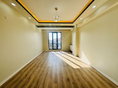 Güven'den Kapaklıda Kombili,ankastreli Arakat Ön Cephe 2+1 Daire