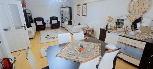 Bakı Den Zıraatbank Karsısı Cadde Yanı Kose Bası Ara Kat 3+1