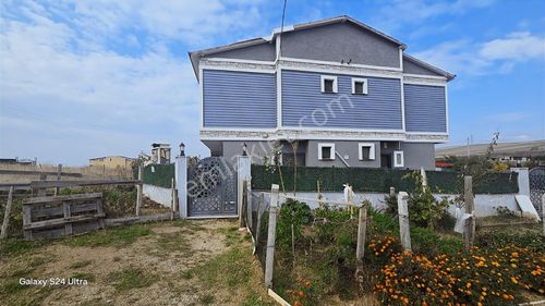 Tuğra'dan Yenilik'de Doğazlı 3+1 Eşyalı İskanlı Satılık Villa