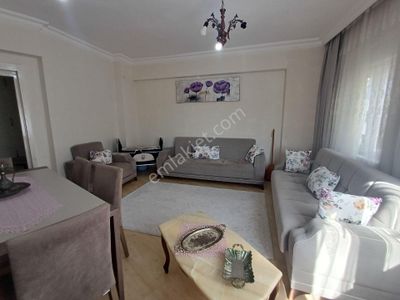 Eski Hisar Mahallesinde Komple Park Cepheli Satılık Orta Kat Güney Cephe 3+1 Daire