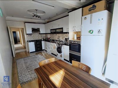 Yirmiikigün Mahallesinde Satılık 4+1 Daire