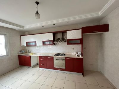 Rng'den N. Kemal Mah Özen Yolu Üzeri 4+1 K Mutfak