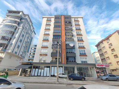 Coldwell Bankerden Hürriyet Mahallesinde Geniş Kiralık 2+1 Daire