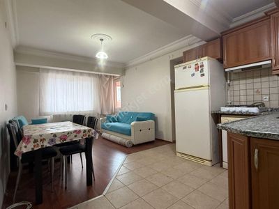 Binyapıdan Fesleğende Ara Kat Geniş 1+1 Aile Apartı !